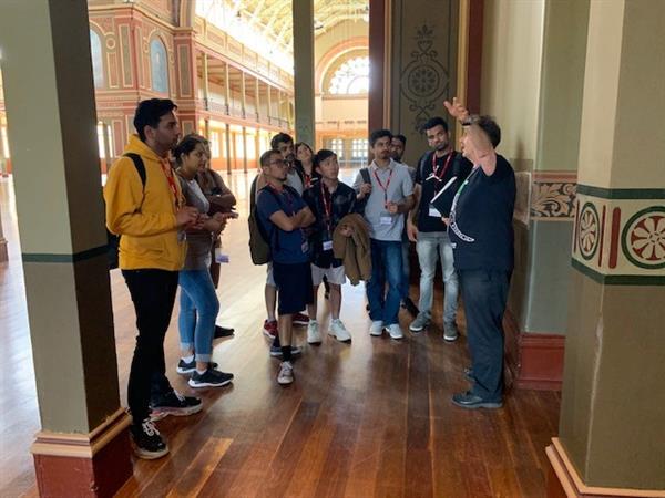 THT3111 Environmental and Cultural Tourism Students – Melbourne Exhibition Building and Carlton Gard